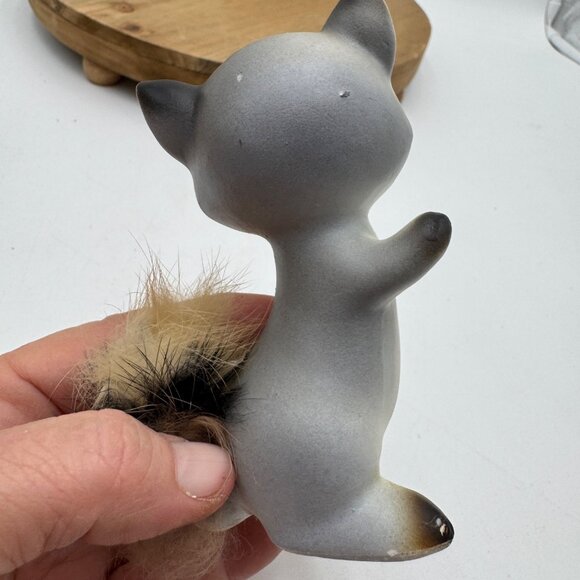 Enesco Japan Vintage Ceramic Raccoon Figurine Fur Tail Robby the Furry Raccoon p - Picture 6 of 11